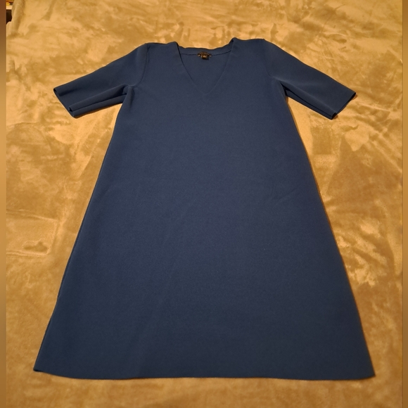 Ann Taylor elbow sleeve V-neck knit sweater dress size S. - Picture 4 of 9